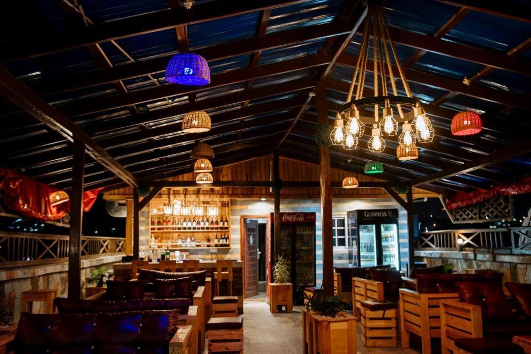 Ocean6 Hotel Kokrobite Ngoại thất bức ảnh