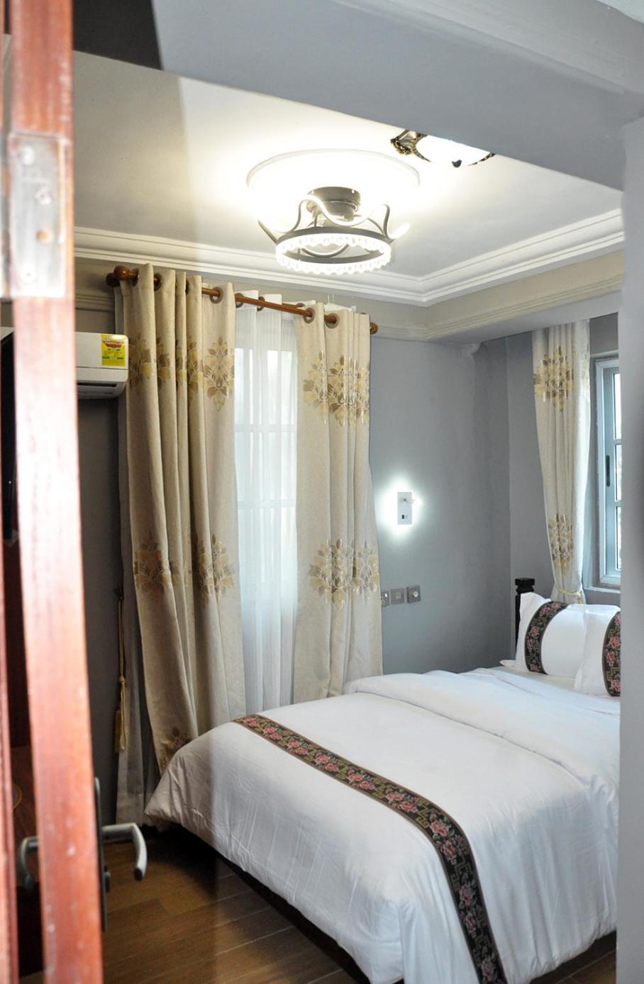 Ocean6 Hotel Kokrobite Ngoại thất bức ảnh
